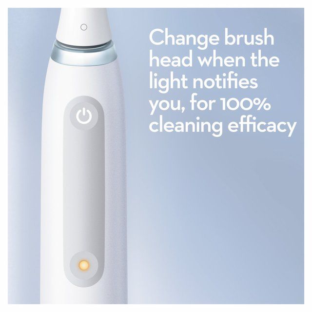 Oral-B iO4 White Electric Toothbrush + Travel Case