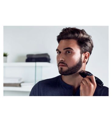 Panasonic ER-GB42 Wet & Dry Electric Beard Trimmer with 20 Cutting Lengths (Black)