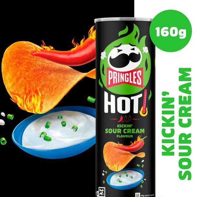 Pringles Hot Kickin' Sour Cream Sharing Crisps 160g