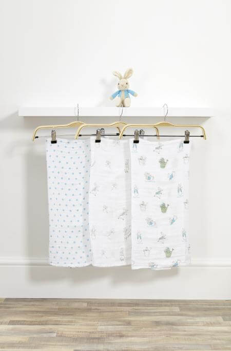 Peter Rabbit soft toy and muslin gift set, UK version