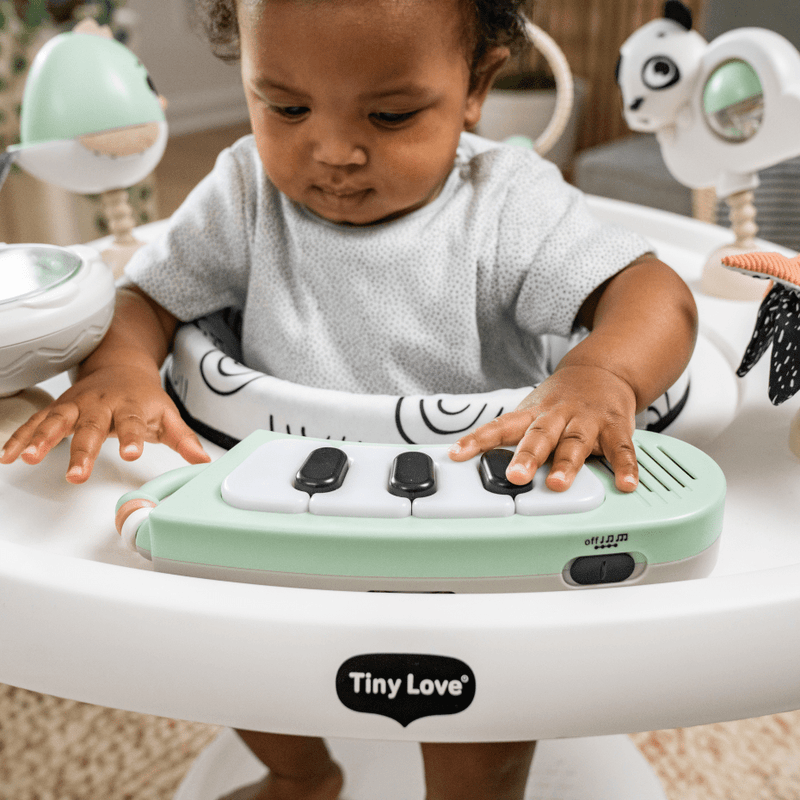 Tiny Love 5-in-1 activity centre black and white - British product