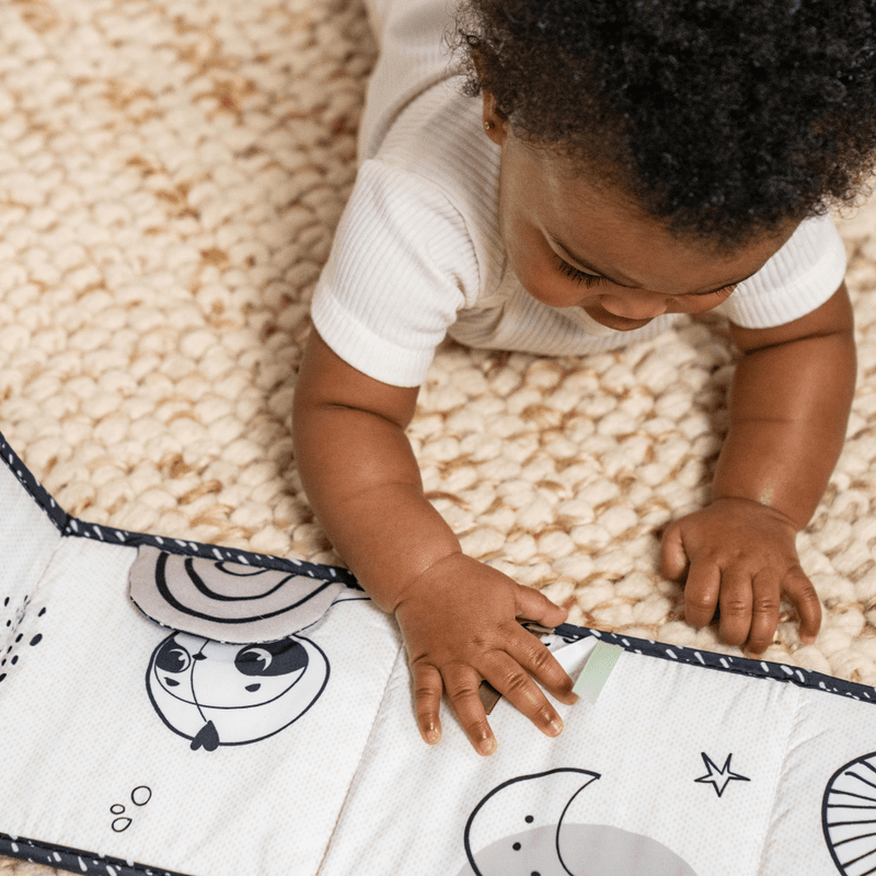 Tiny Love black and white soft book for babies - British product