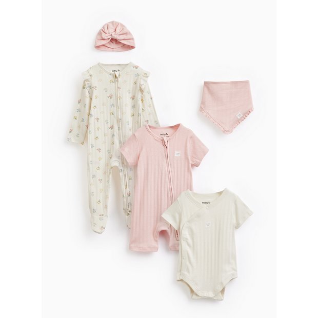 Pink floral baby starter set up to 3 months - British product