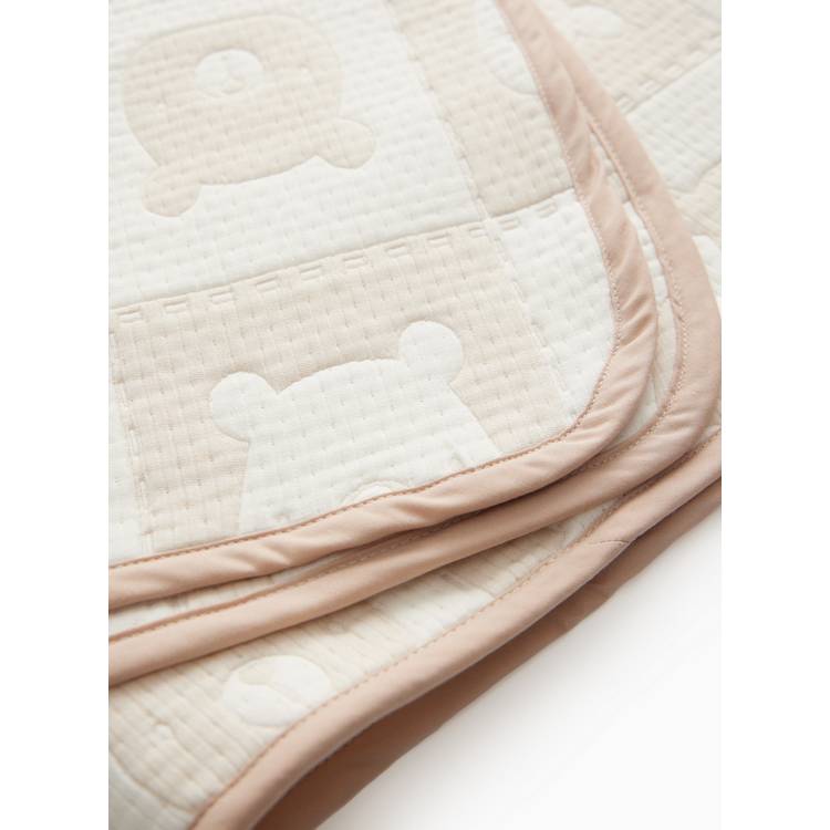 Beige bear checkerboard baby blanket one size, UK version