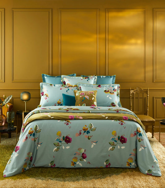Eaux Double Bedcover (250cm x 250cm) Bedroom Harrods   