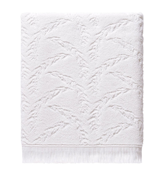 Flores Bath Towel (70cm x 140cm) Bedroom Harrods   