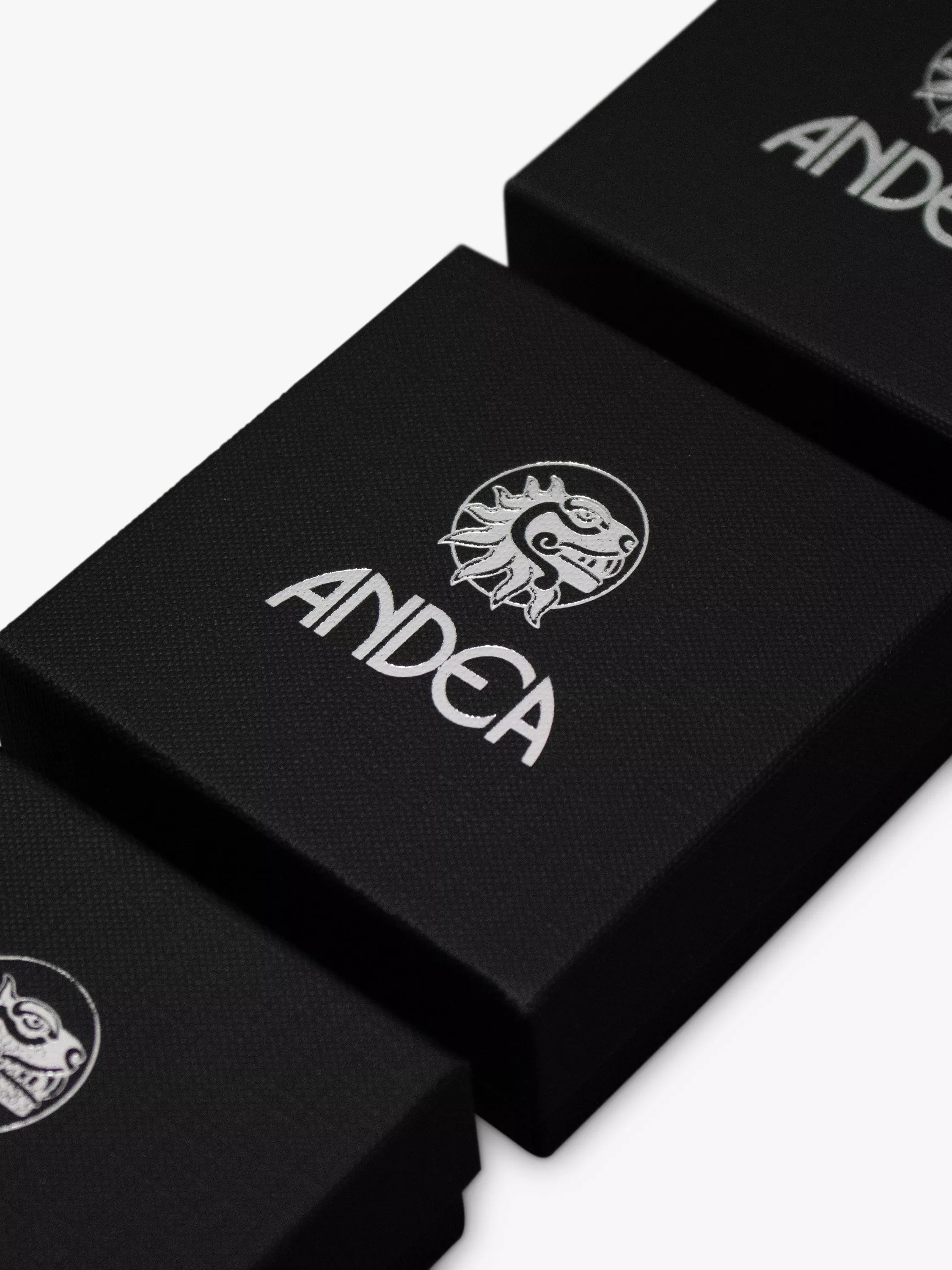 Andea silver hammered oval link bracelet 19cm, UK version