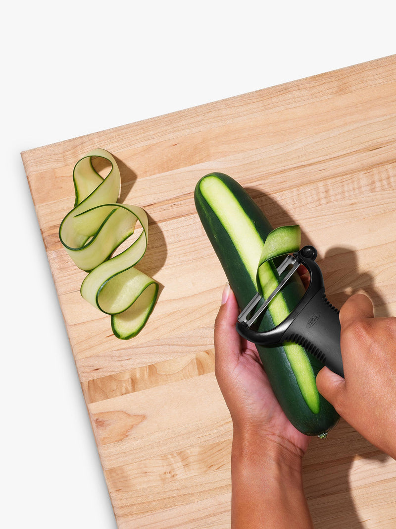 OXO Good Grips Y-shaped peeler for vegetables (British brand)