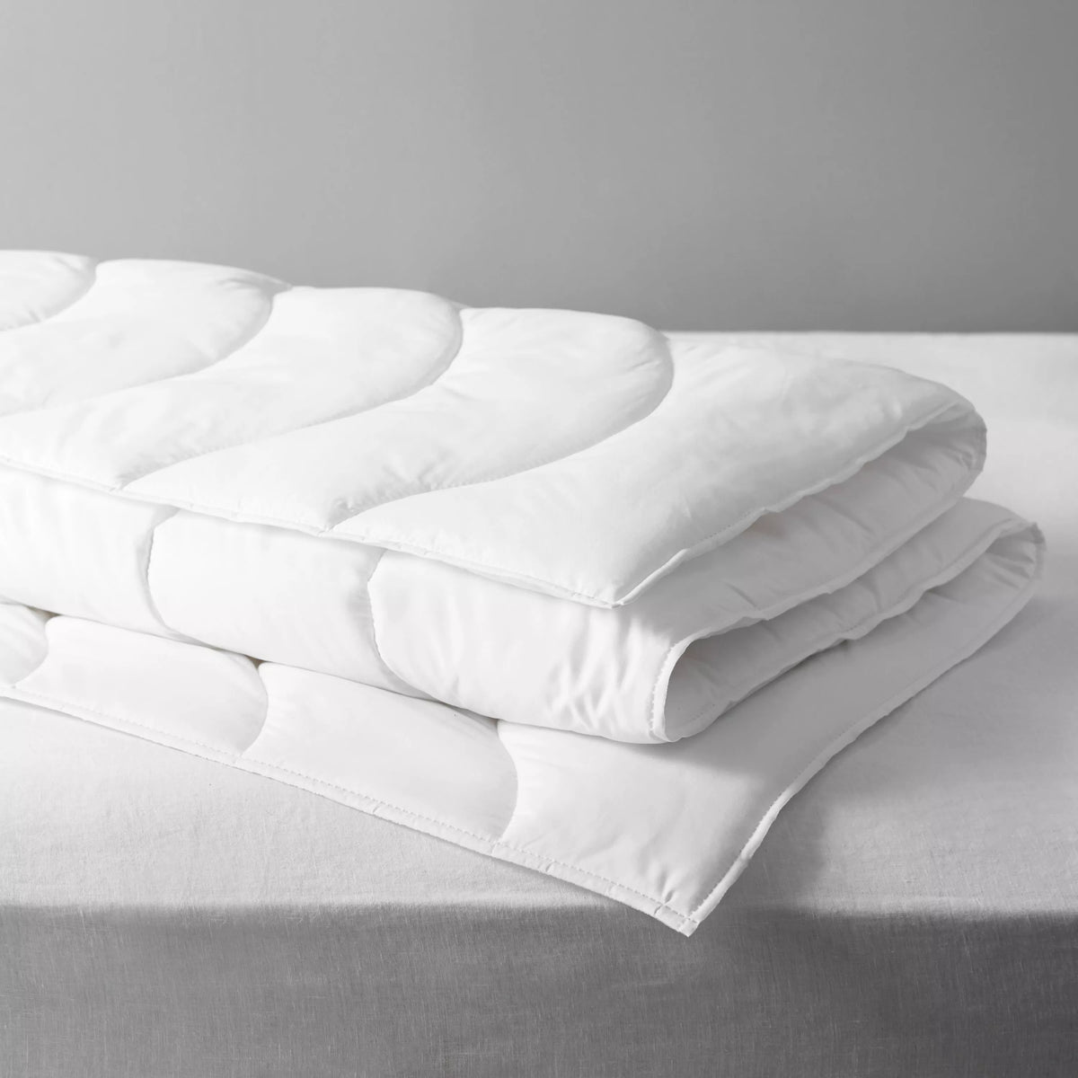 John Lewis synthetic duvet 4.5 tog super king (British brand)
