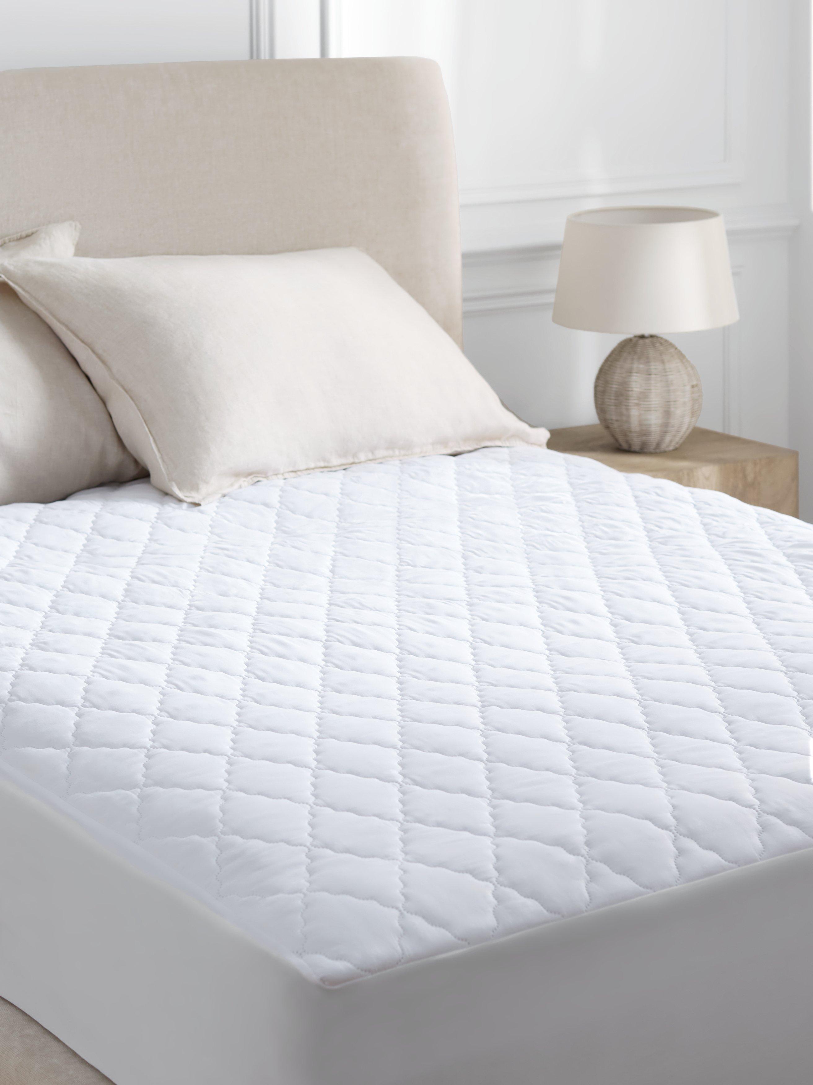 John Lewis quilted mattress protector King Size - British product