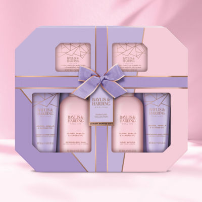 Baylis & Harding ultimate bathing gift set jojoba vanilla almond oil, UK version