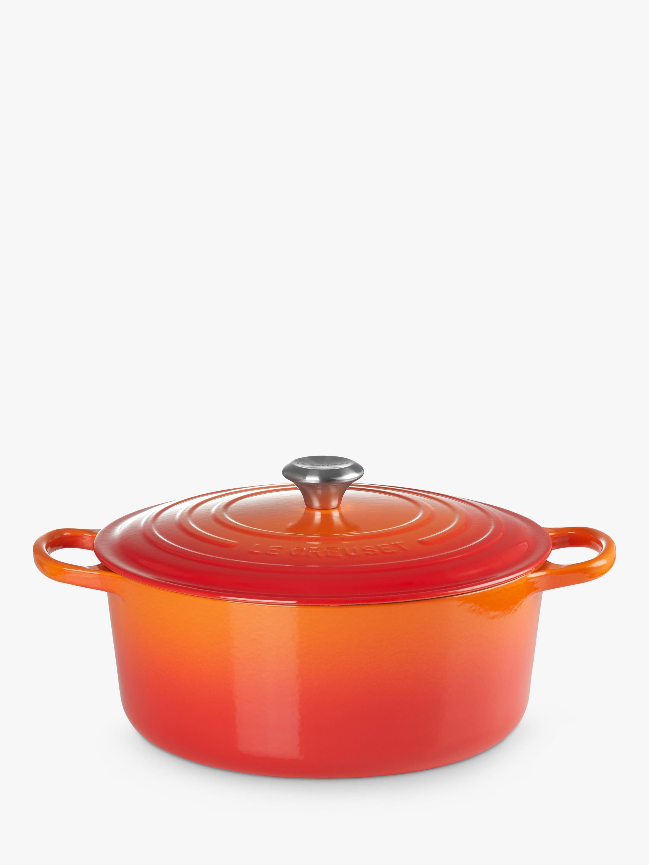 Le Creuset Signature Round Cast Iron Casserole Dish, UK version