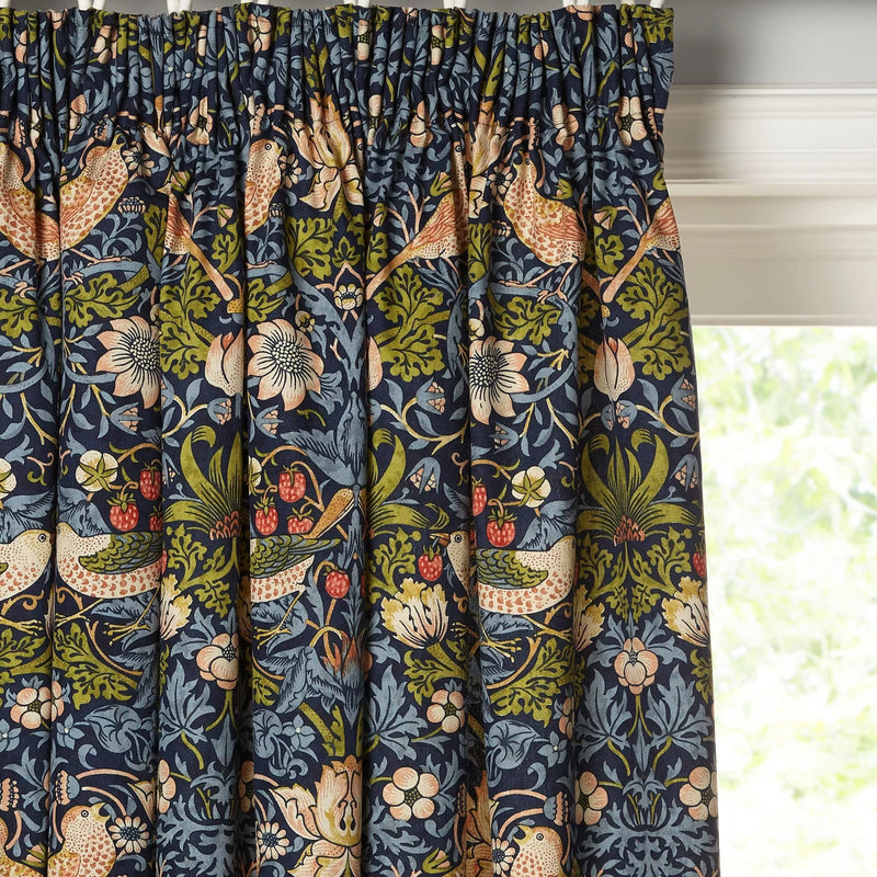 Morris & Co. Strawberry Thief curtains indigo 137x117cm - British product