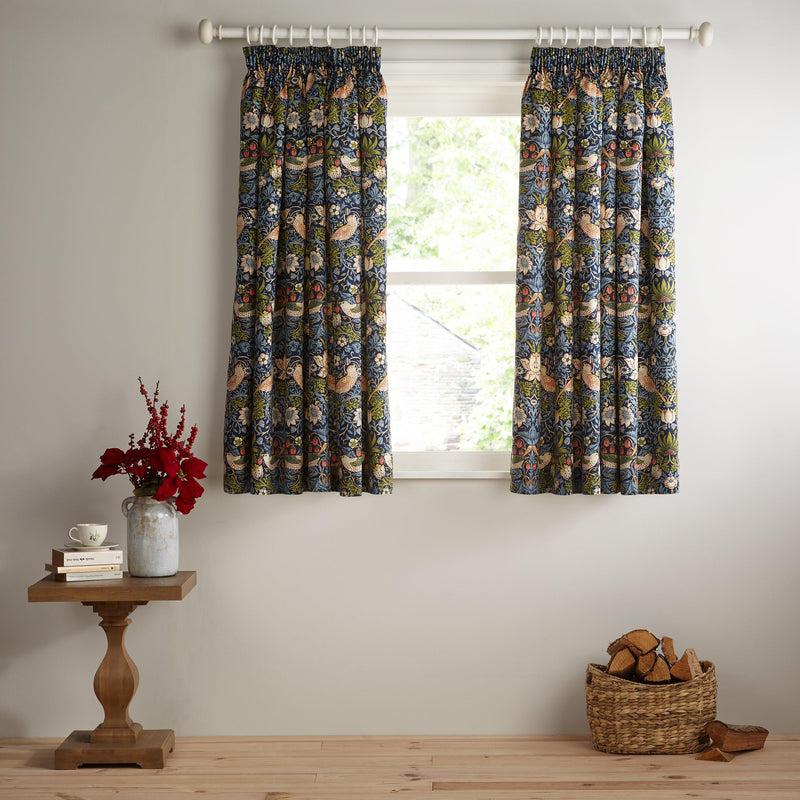 Morris & Co. Strawberry Thief curtains indigo 137x117cm - British product