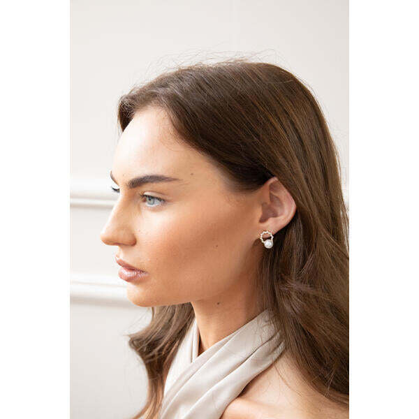 SVNX pearl stud earring on diamante wreath gold - British product