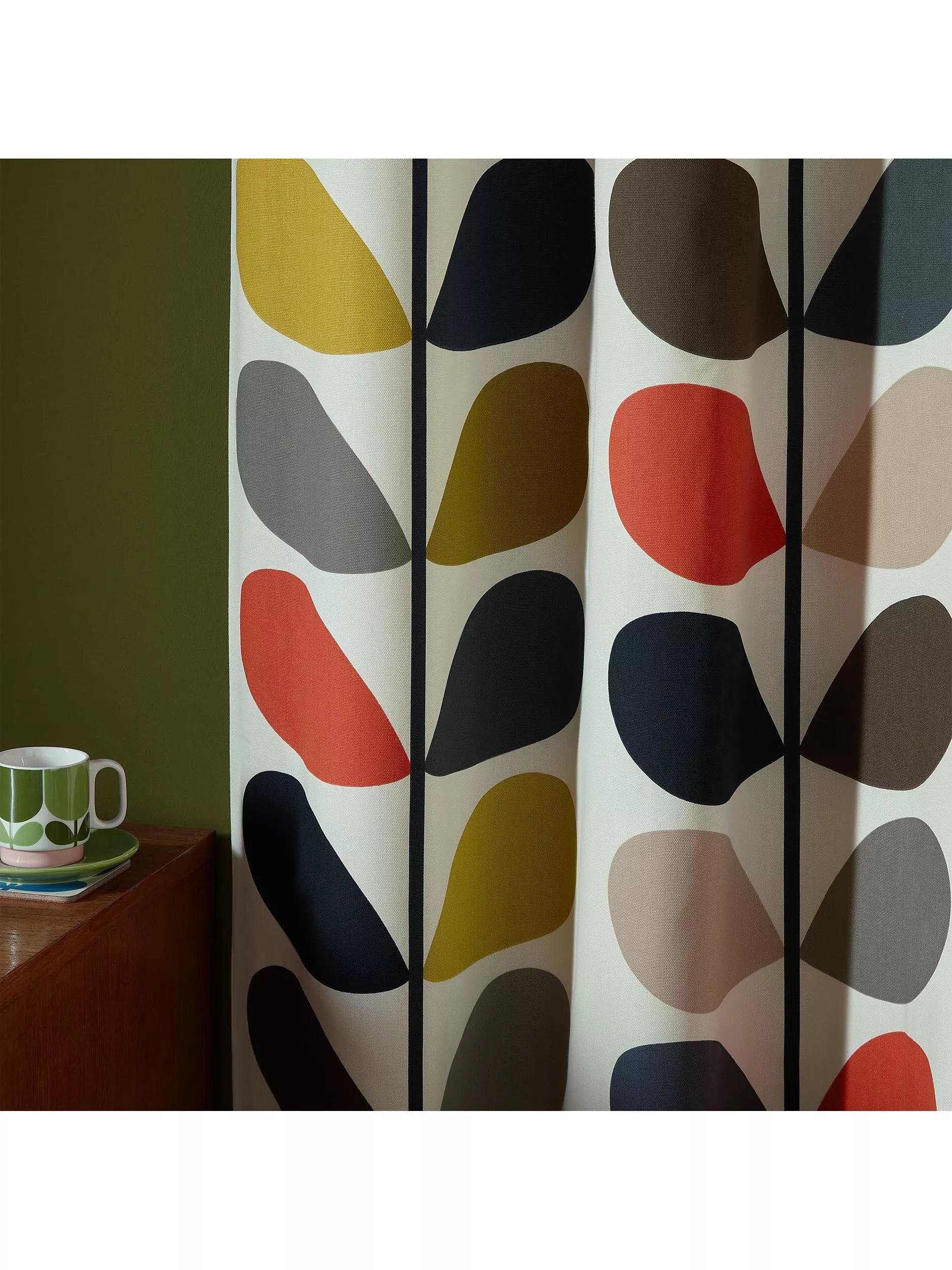 Orla Kiely multi stem print lined eyelet curtains 117x137cm, UK version