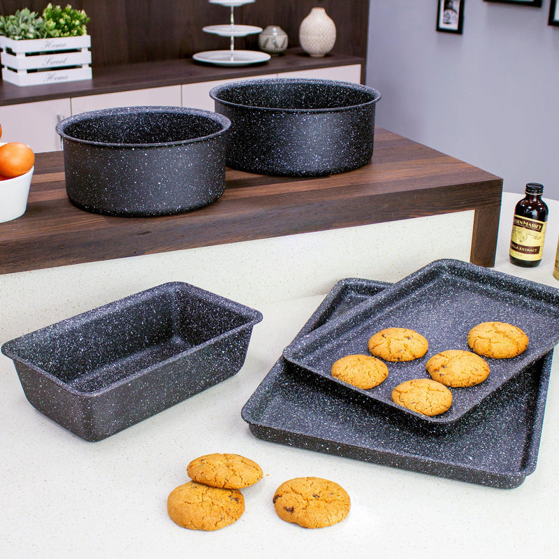 Eaziglide Neverstick2 Aluminium Non-Stick Round Cake Tin - British product