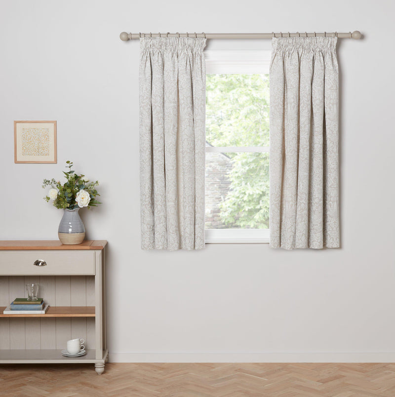 Morris & Co. Strawberry Thief natural curtains 167cm - British product