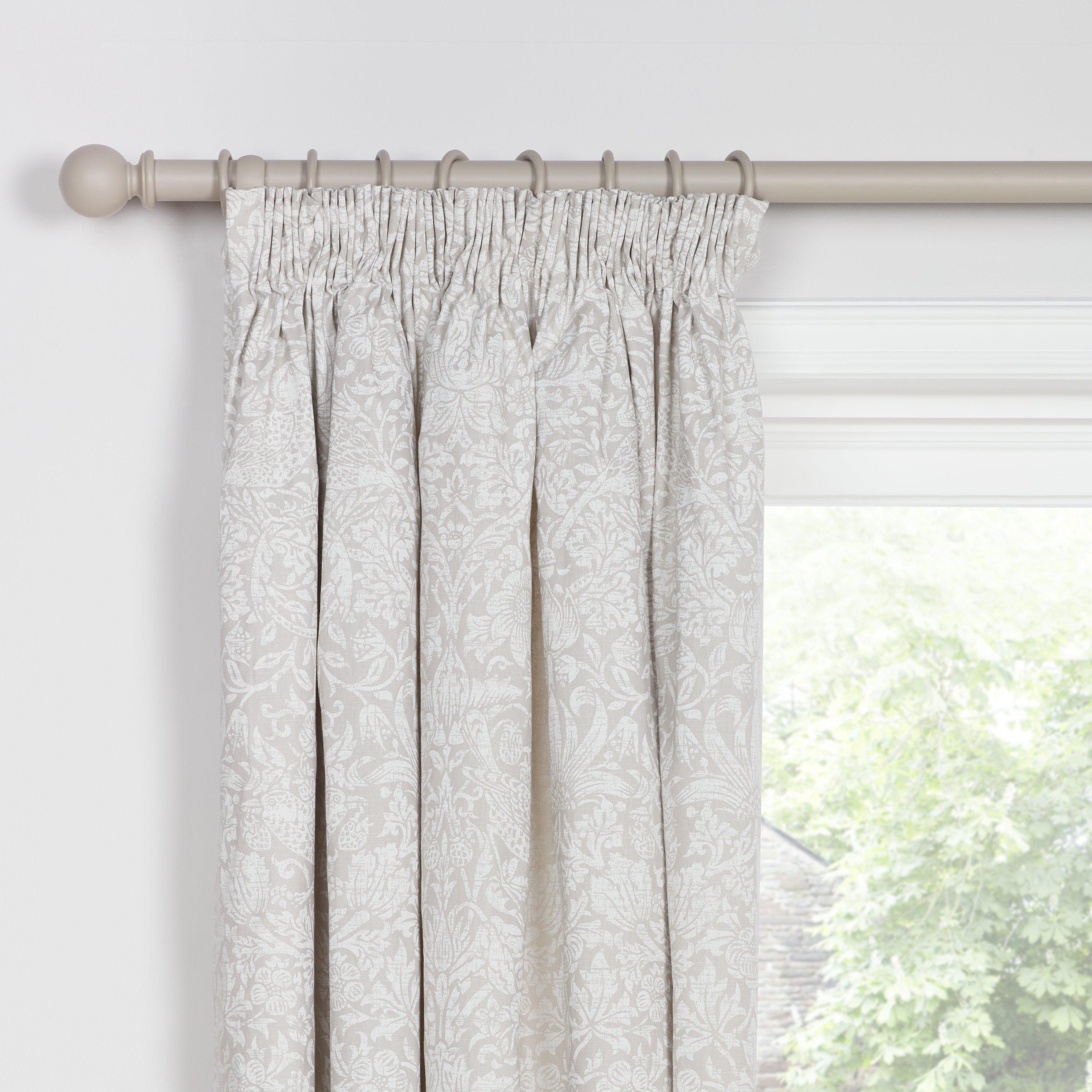 Morris & Co. Strawberry Thief natural curtains 167cm - British product