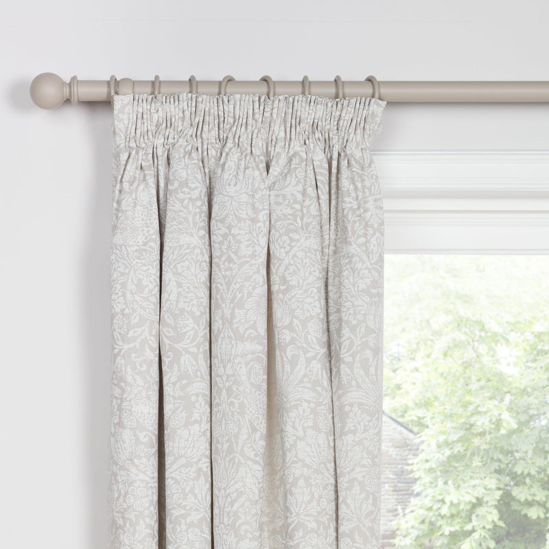 Morris & Co. Strawberry Thief natural curtains 167cm - British product