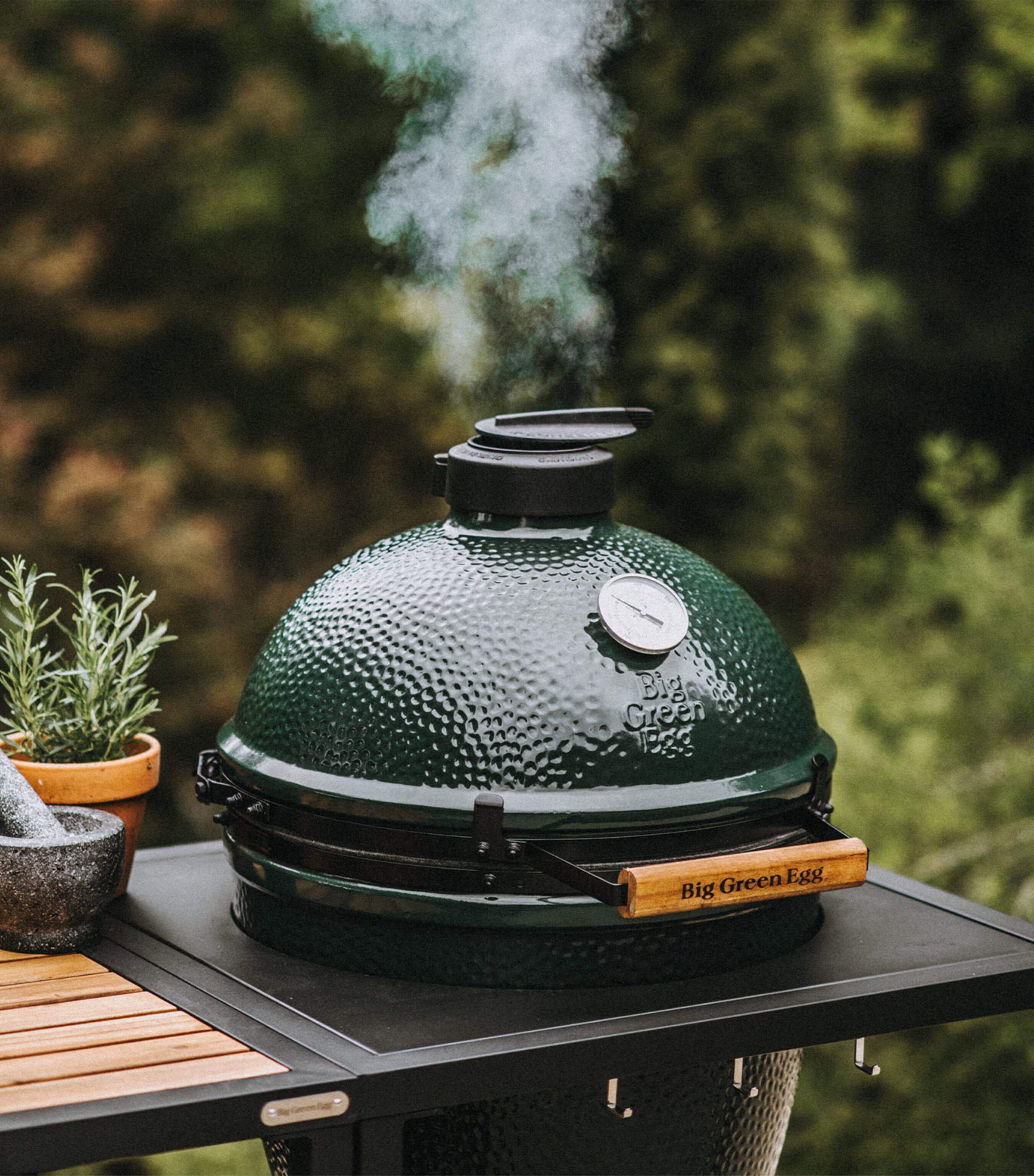 Big Green Egg Large ceramic barbecue - British product