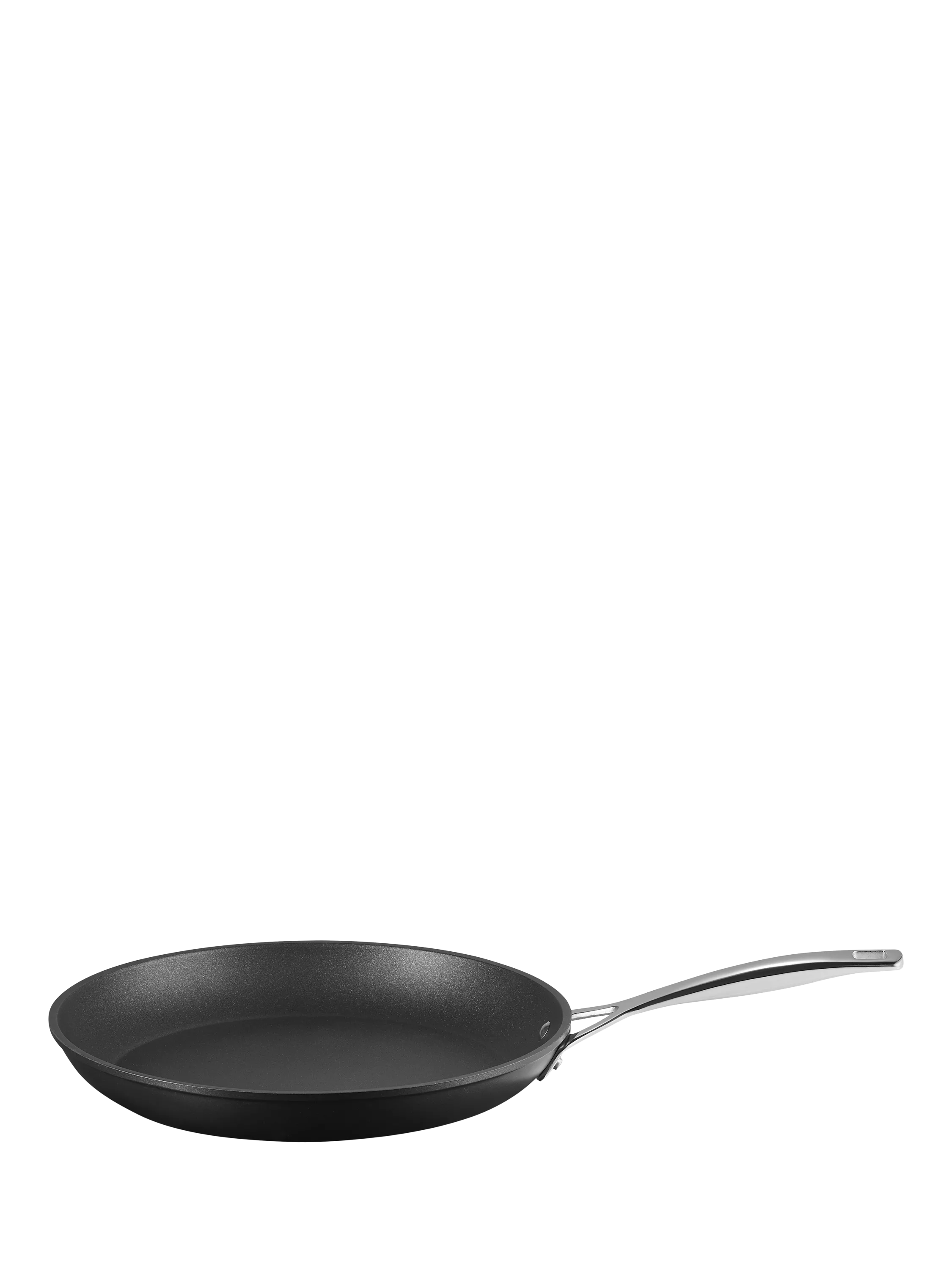 Le Creuset toughened non-stick shallow frying pan, UK version