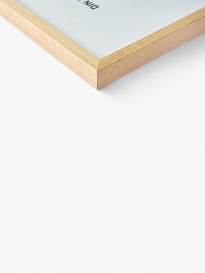 nielsen Quadrum solid wood poster frame A4, UK version
