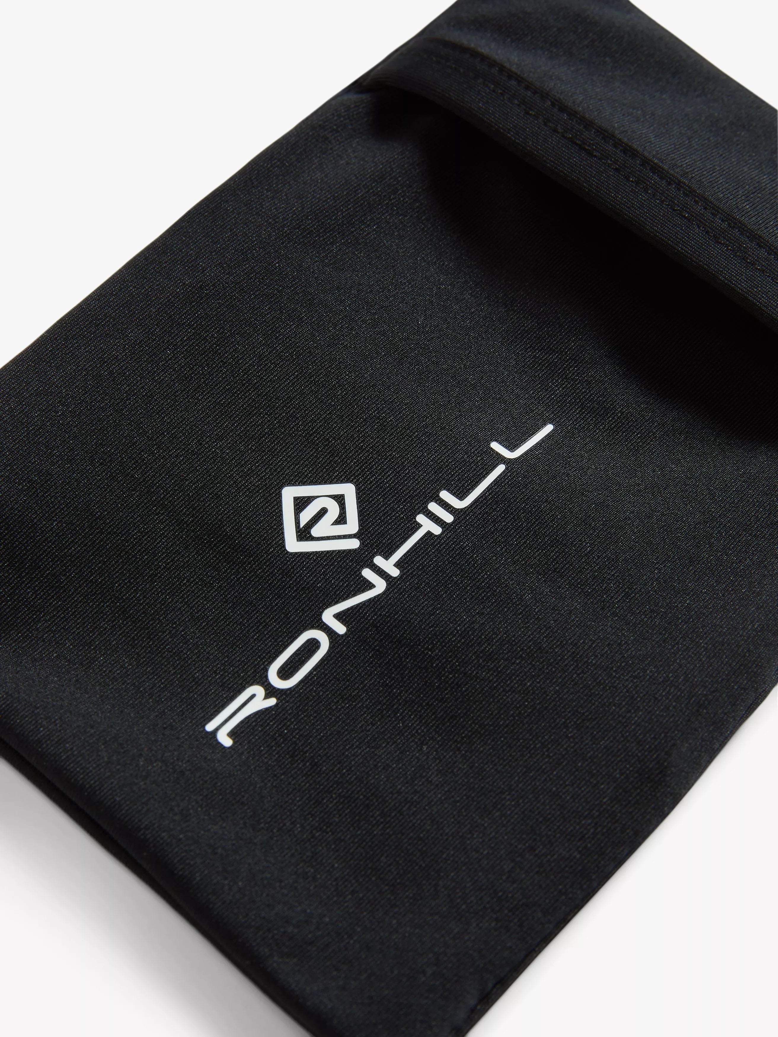 Ronhill stretch arm running pocket, imported from the UK