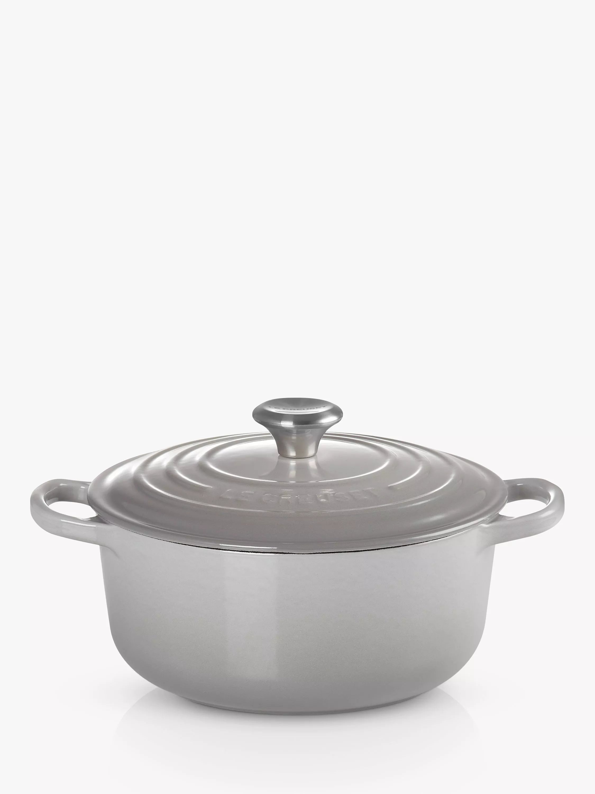 Le Creuset Signature Round Cast Iron Casserole Dish, UK version