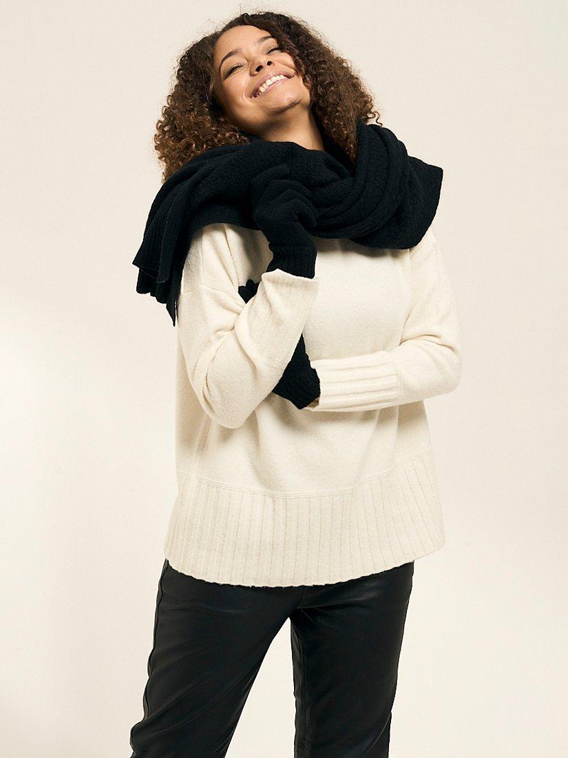 Truly cashmere knitted scarf 100% cashmere (British brand)