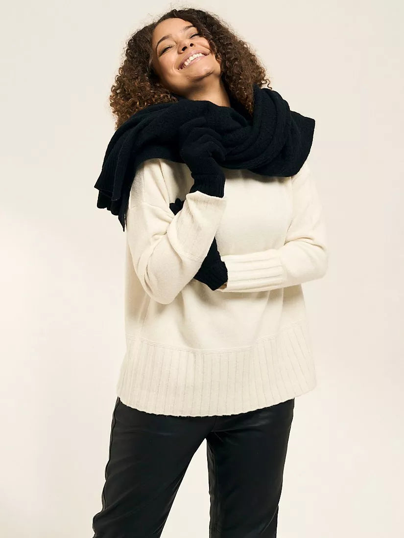 Truly cashmere knitted scarf 100% cashmere (British brand)