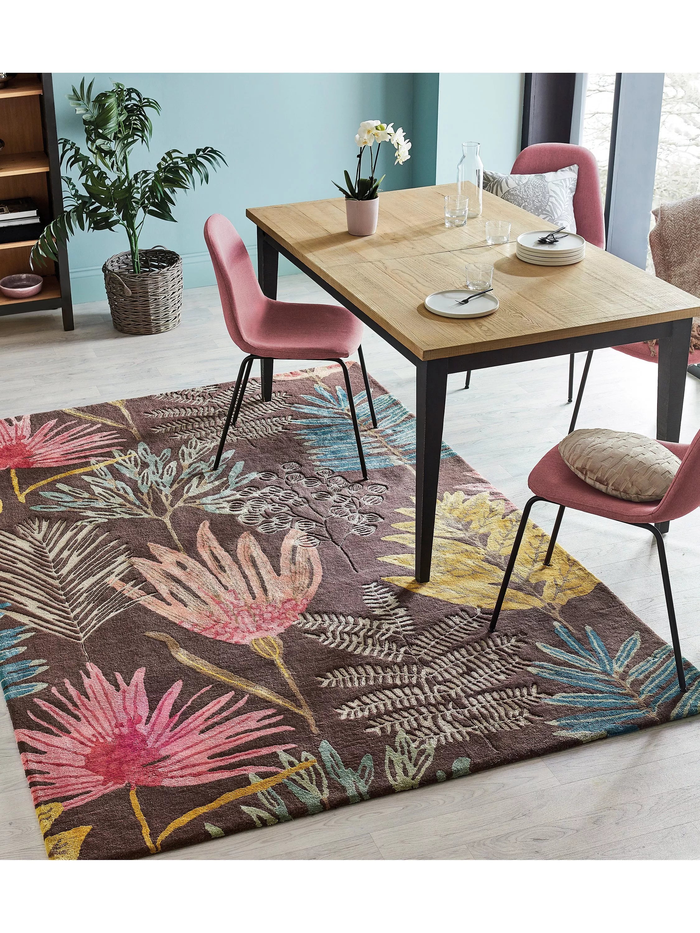 Harlequin Yusani rug cerise 200x140cm, imported from the UK
