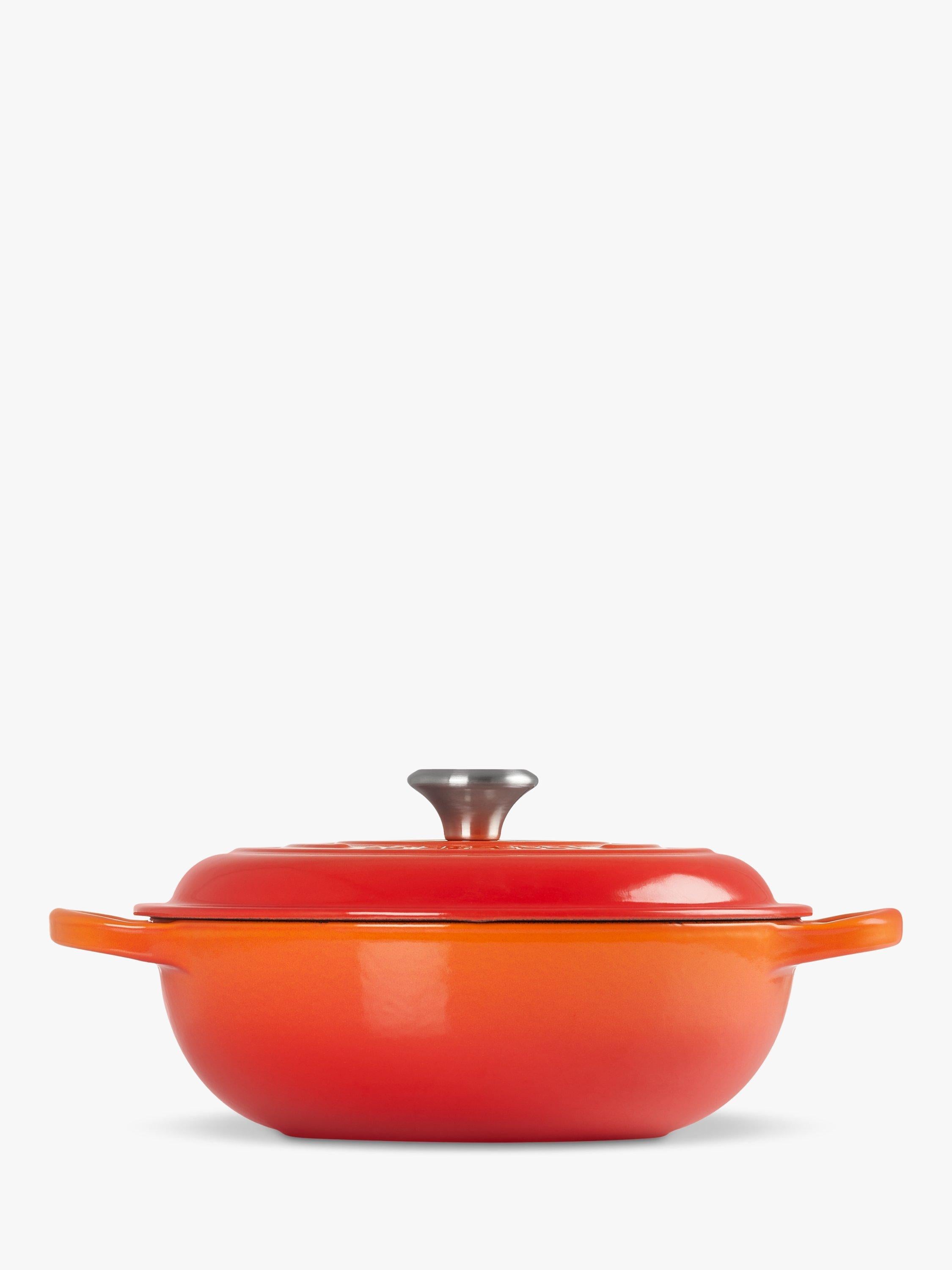 Le Creuset cast iron round casserole soup pot, UK version