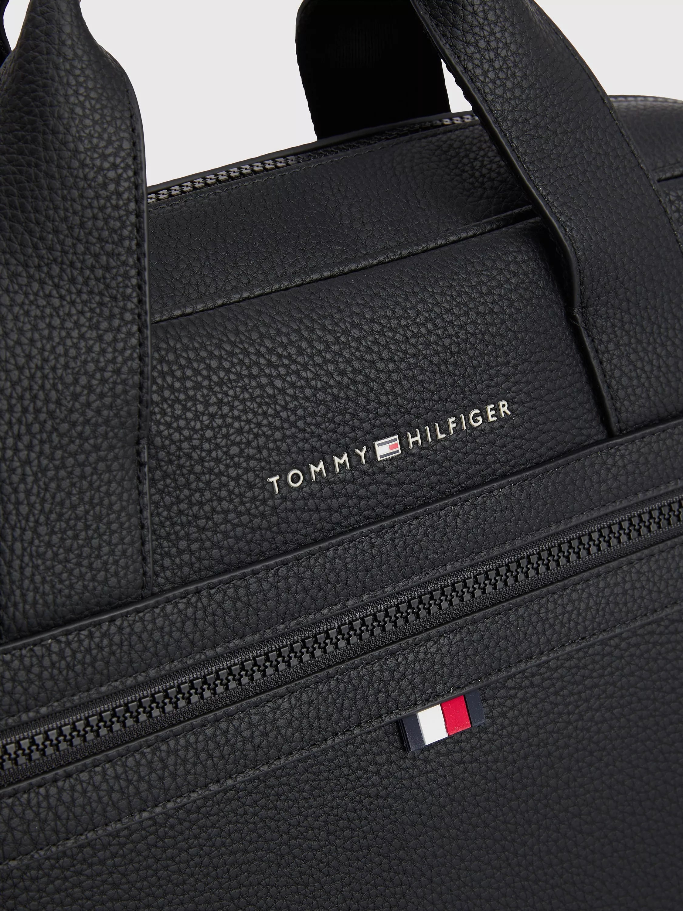 Tommy Hilfiger Essential Computer Bag black faux leather, imported from the UK