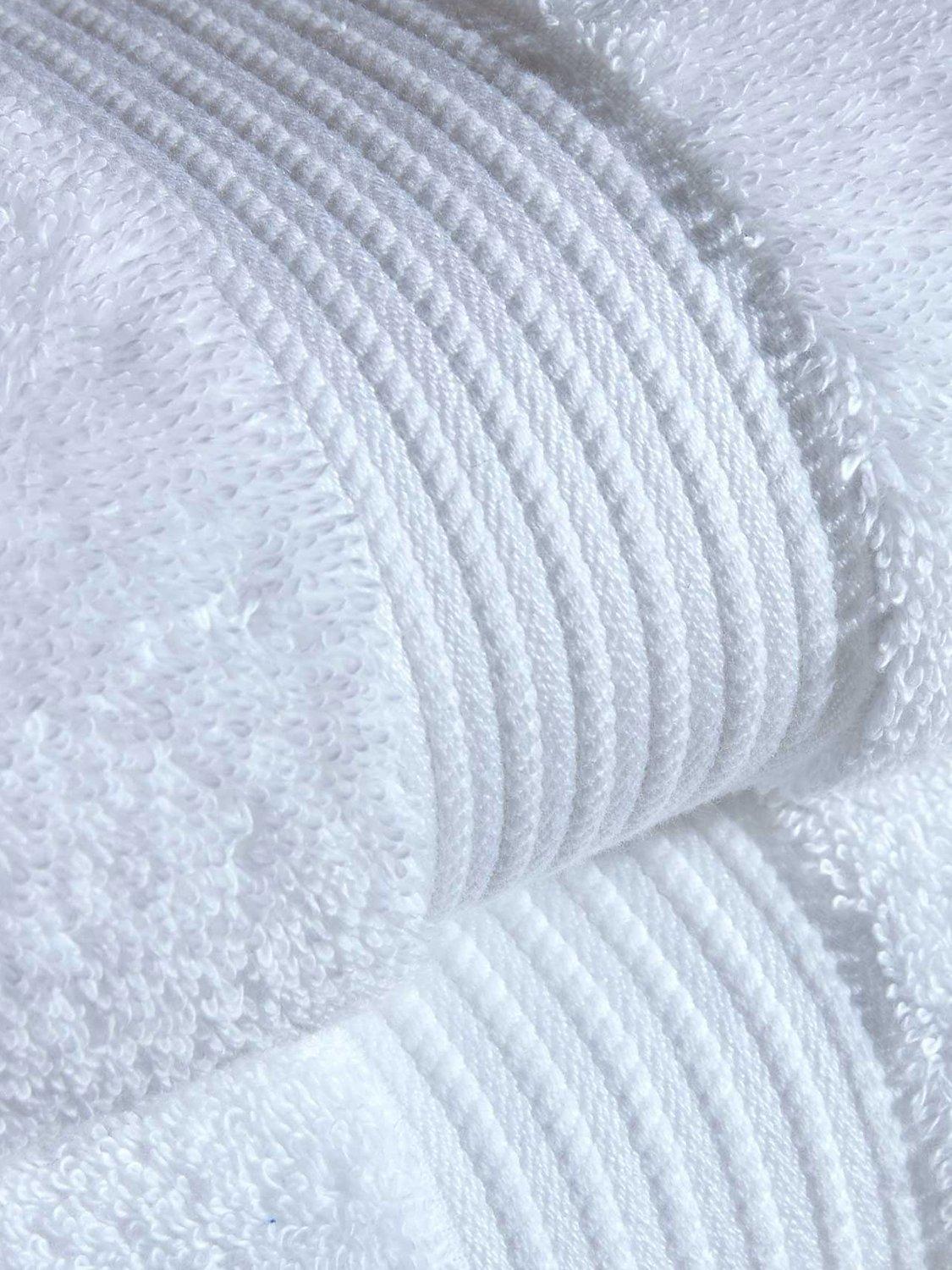 Christy Supreme Hygro face towel 33x33cm - British product