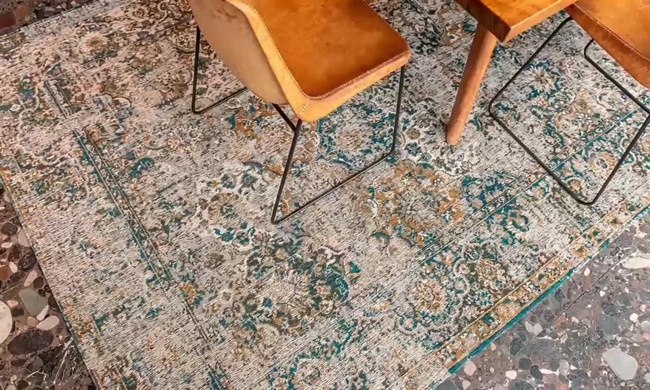 Louis De Poortere Bakhtia Fener rug 280x200cm (British brand)