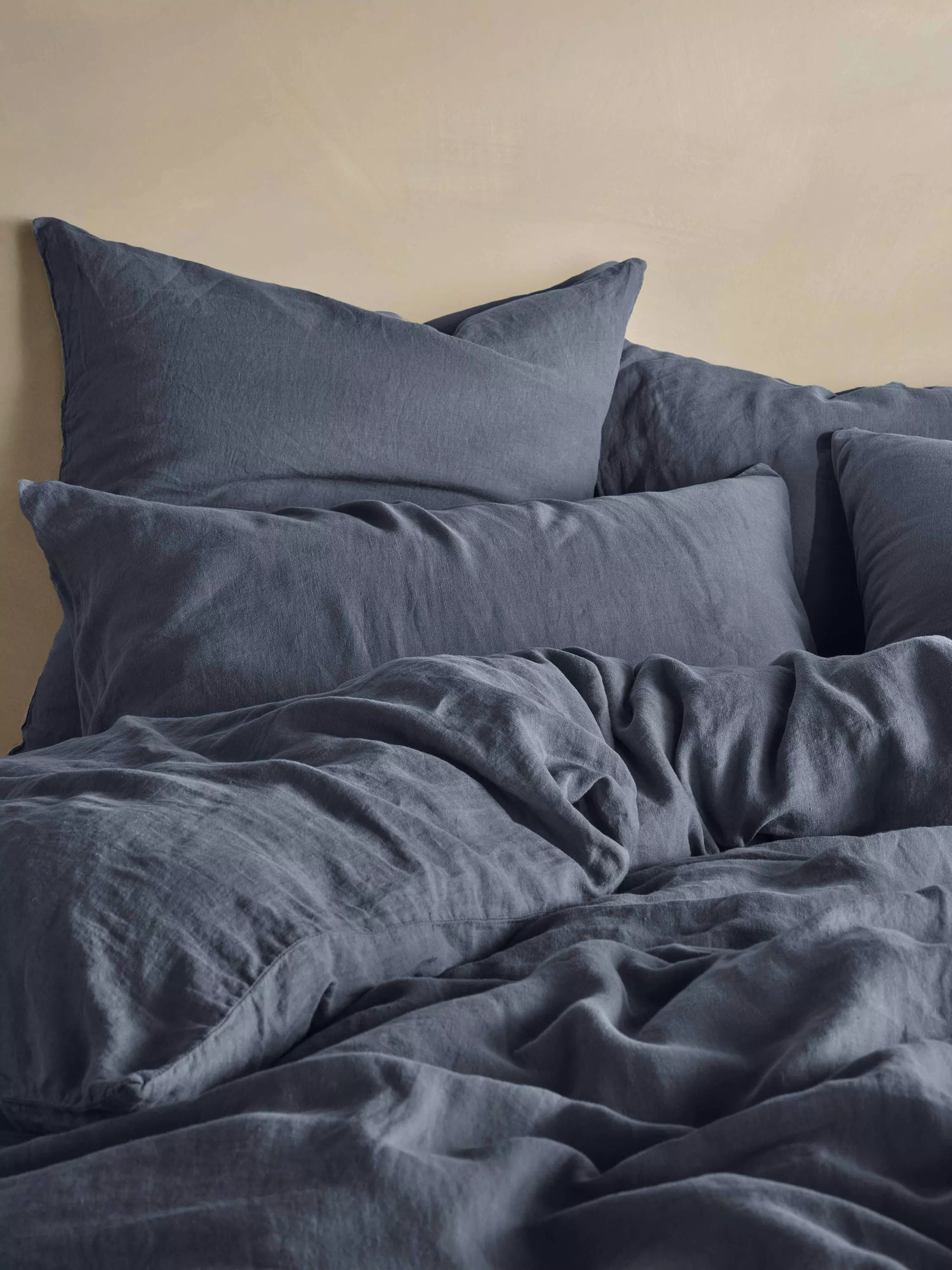 Bedfolk 100% Linen Super King Pillowcase Pair, L75 x W50cm