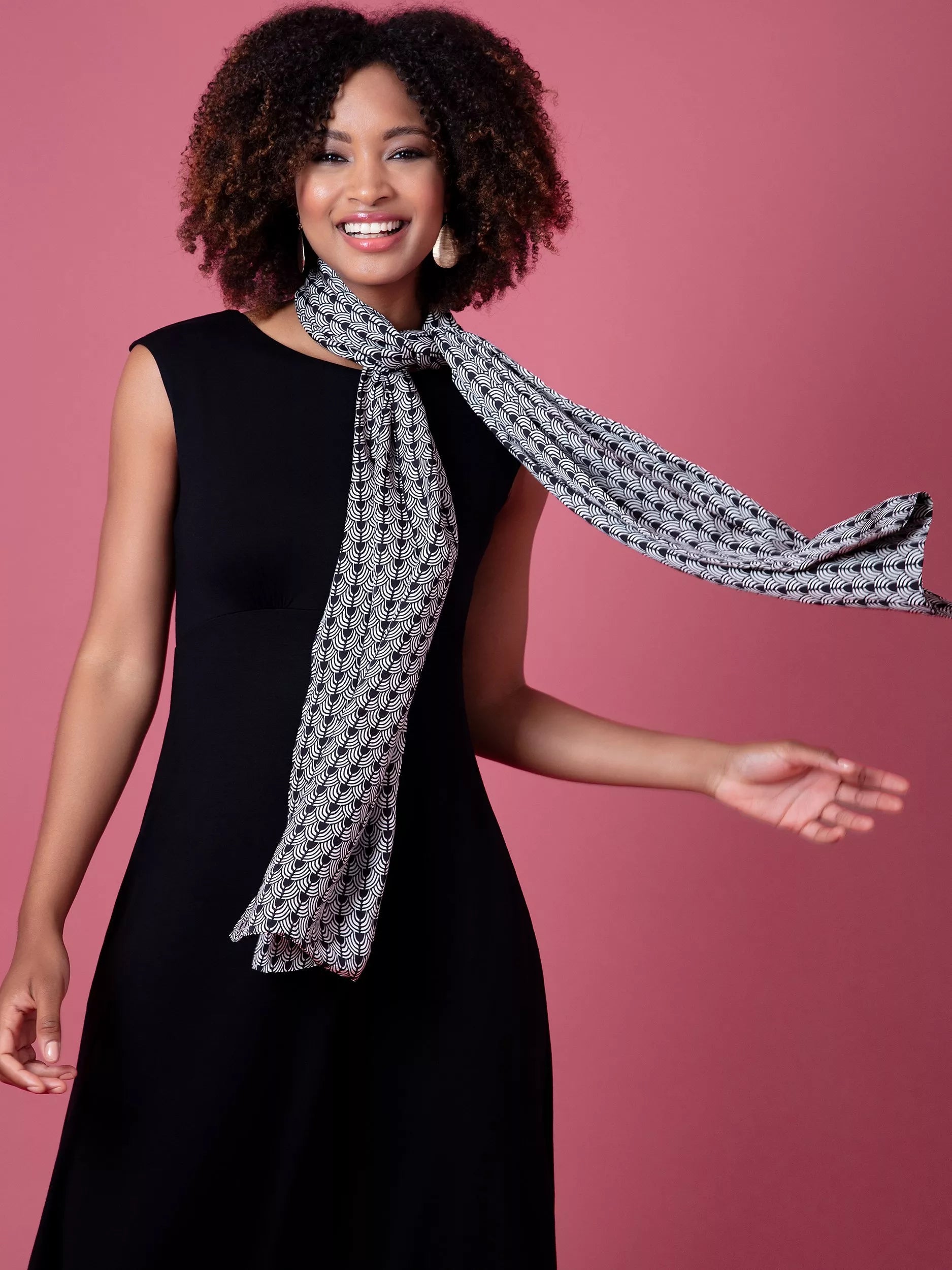 Alie Street satin scarf black white 35x170cm, imported from the UK