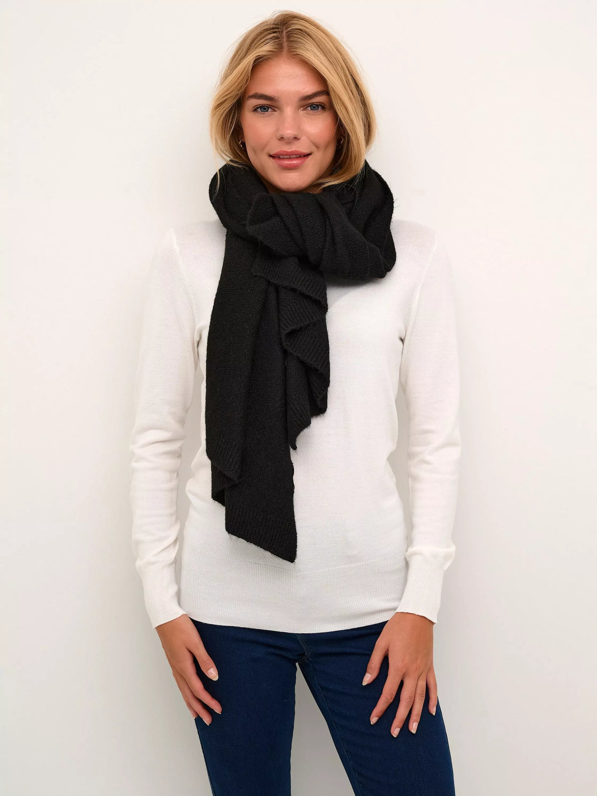KAFFE Hannah light knit long scarf - British product