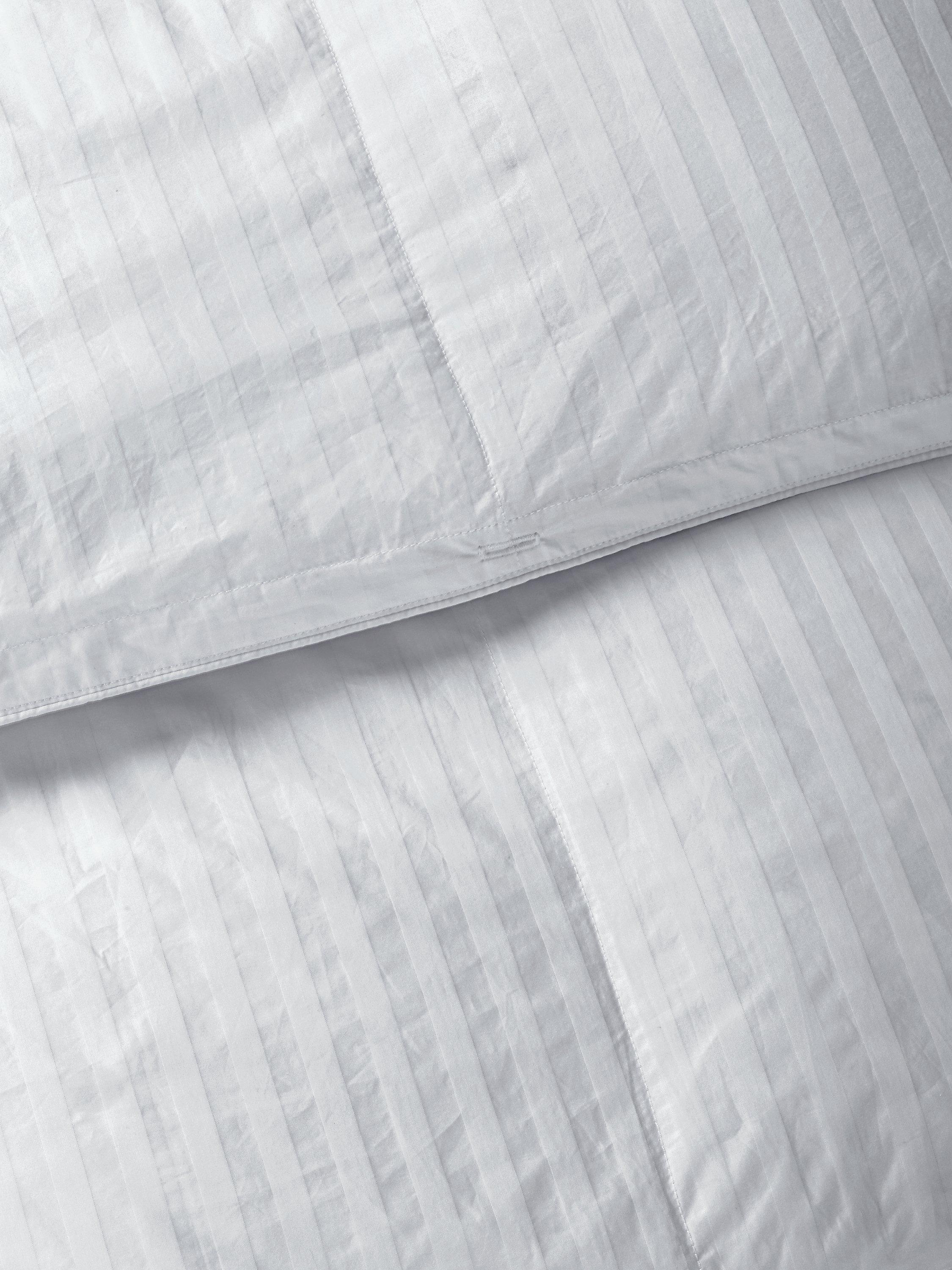 Couette King Size en duvet d'oie hongroise John Lewis, version UK