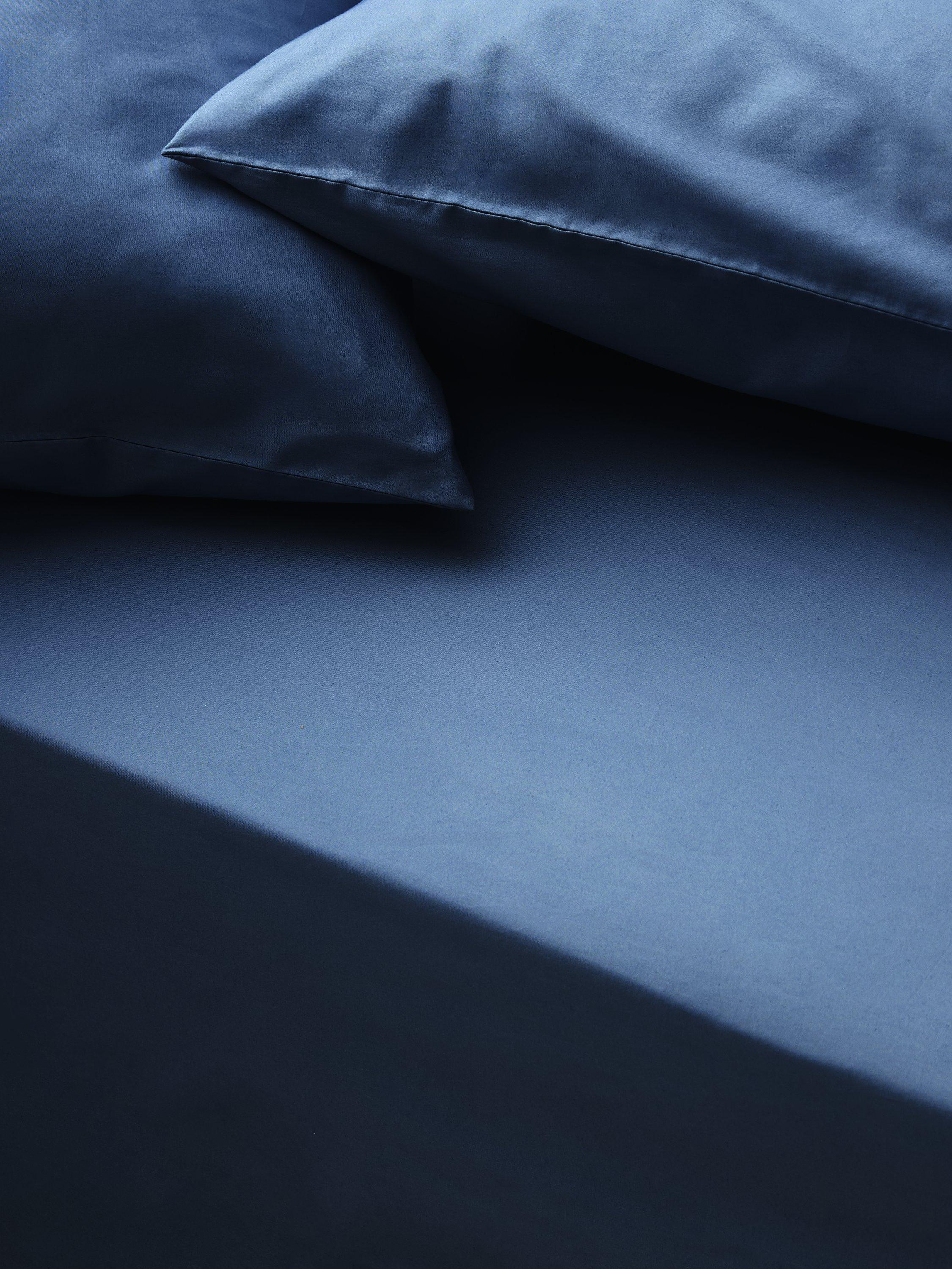 John Lewis pure cotton fitted sheet double, UK version