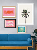 EAST END PRINTS Love is Love gerahmter Druck 40x50cm, UK-Version
