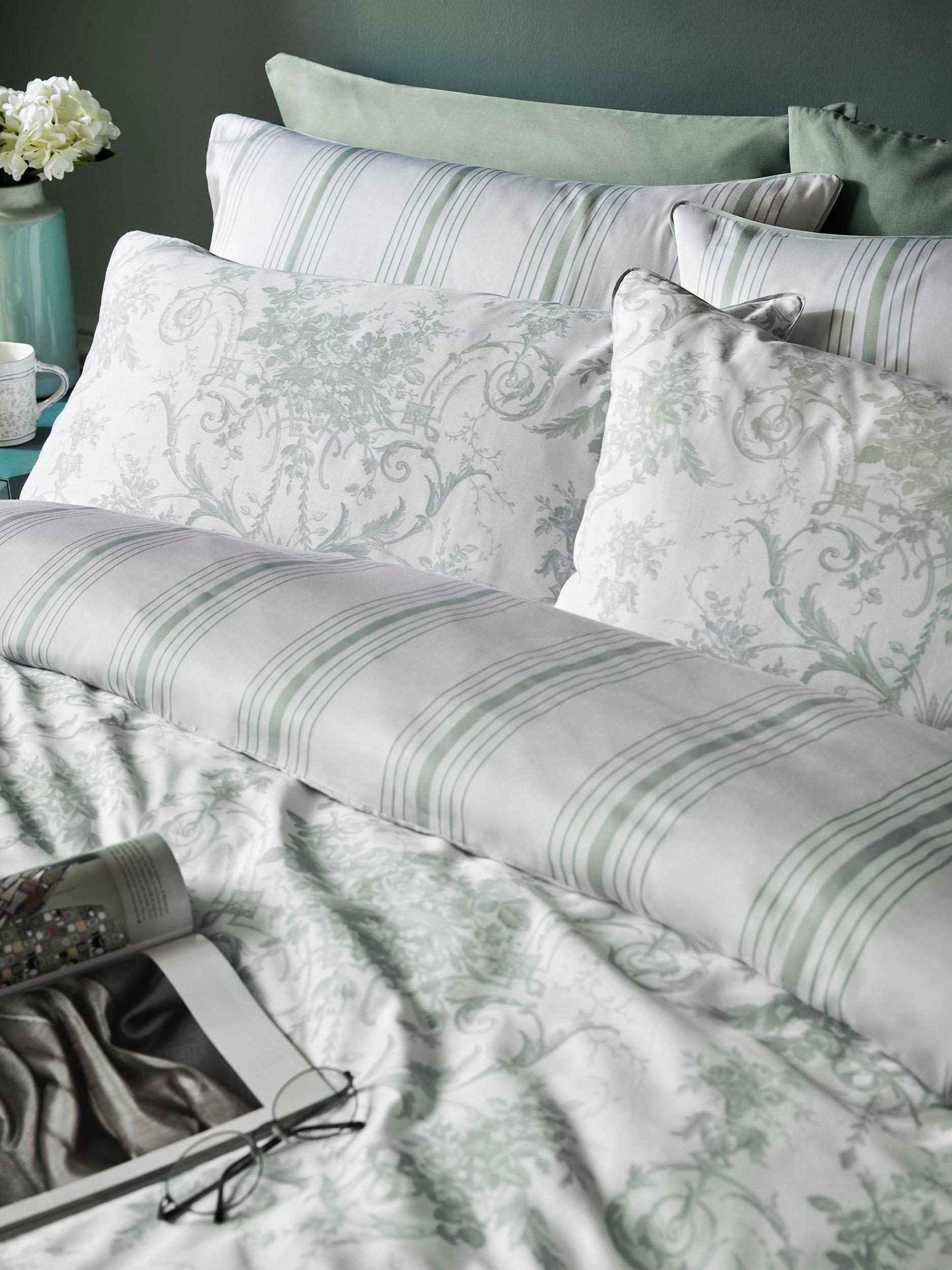 Laura Ashley Tuileries reversible duvet set double sage - British product