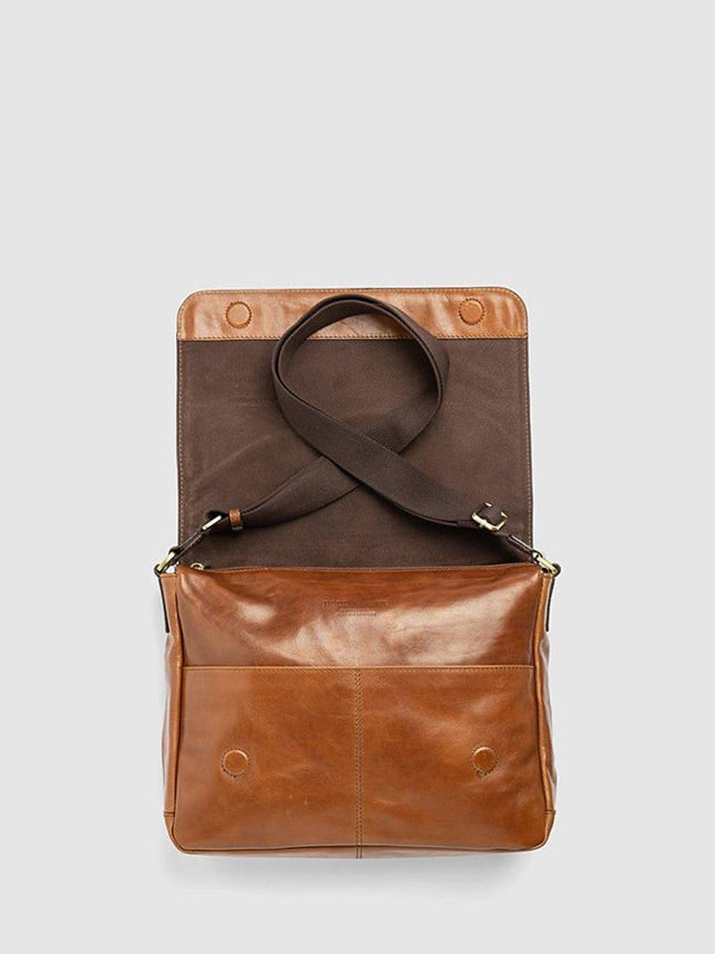 Rodd & Gunn Cambridge leather messenger bag Cognac - British product