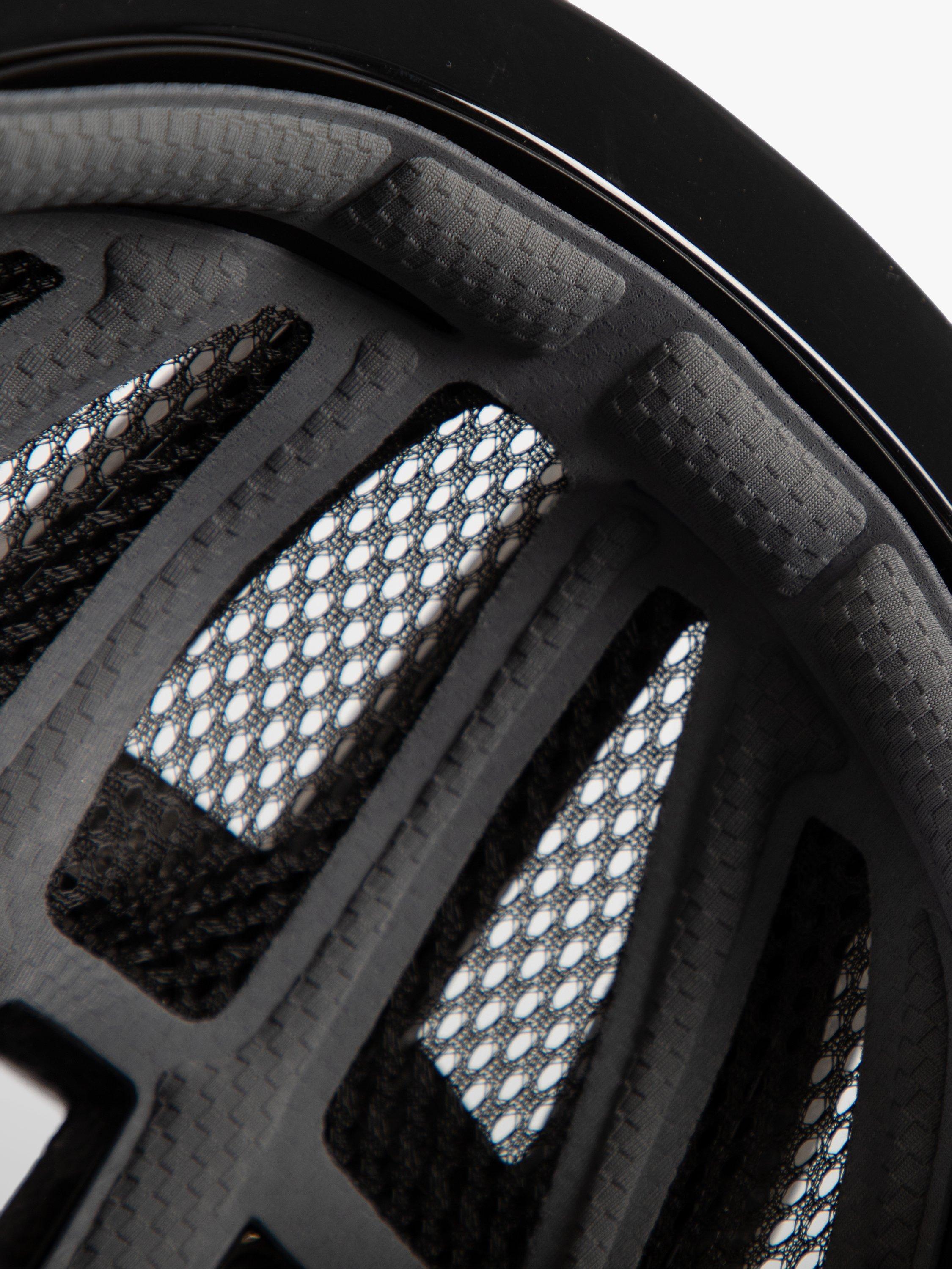 Endura Xtract cycle helmet (British brand)