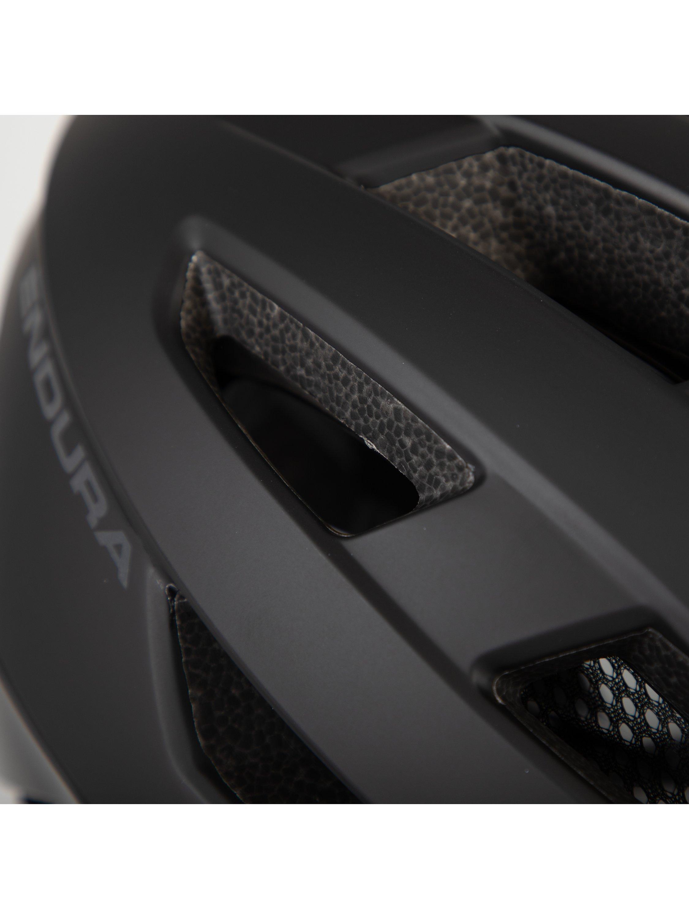 Endura Xtract cycle helmet (British brand)