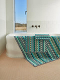 Margo Selby Buxton serviette verte géométrique 100 x 50cm, importée du Royaume-Uni