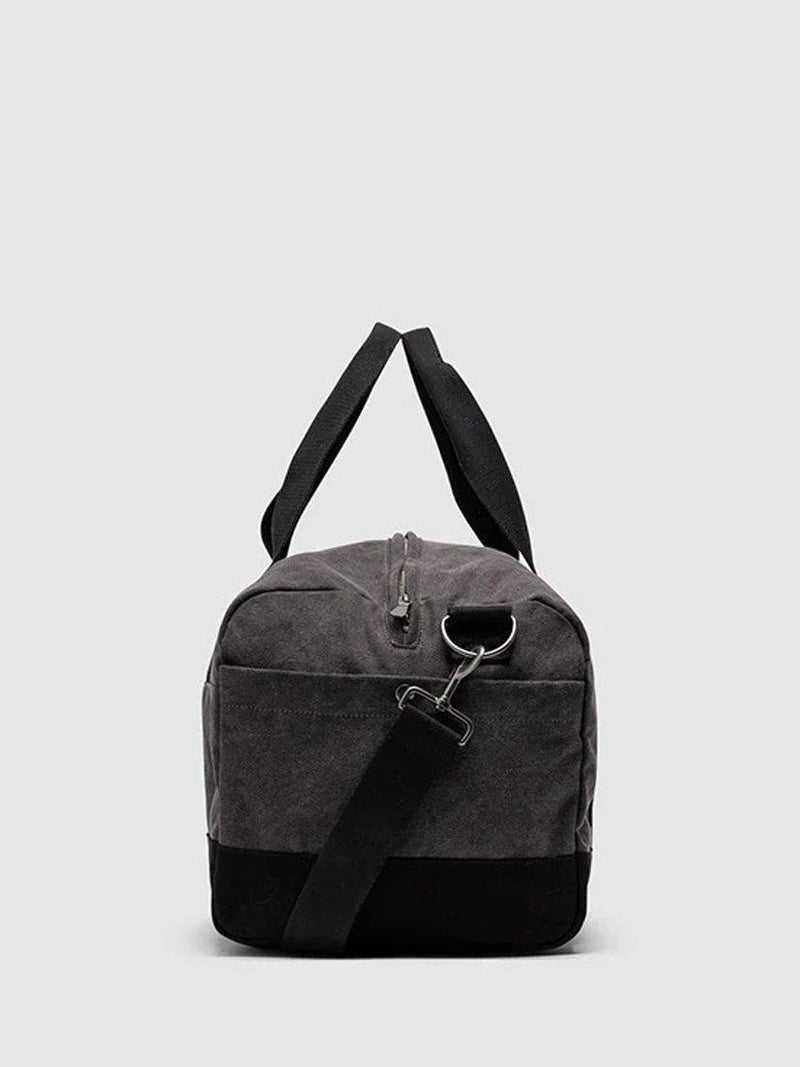 Rodd & Gunn Foxton heavy weight canvas duffle bag 37 litre, imported from the UK