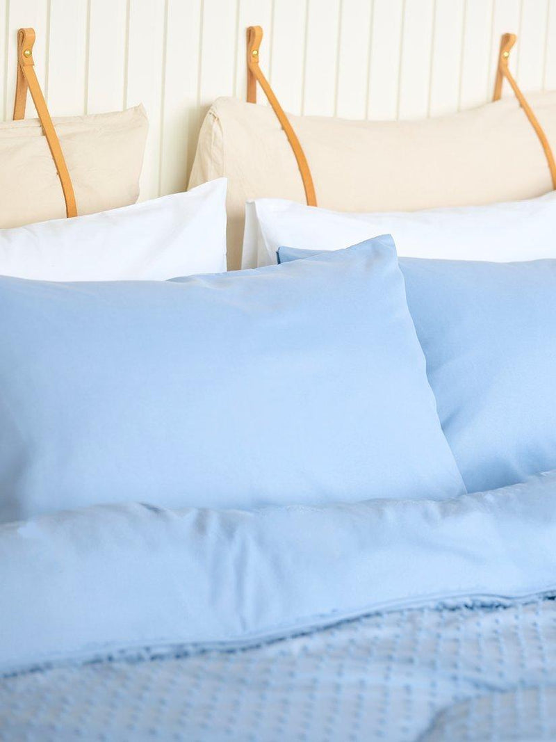 Night Lark Duvet Set Dusk Blue Double, imported from the UK