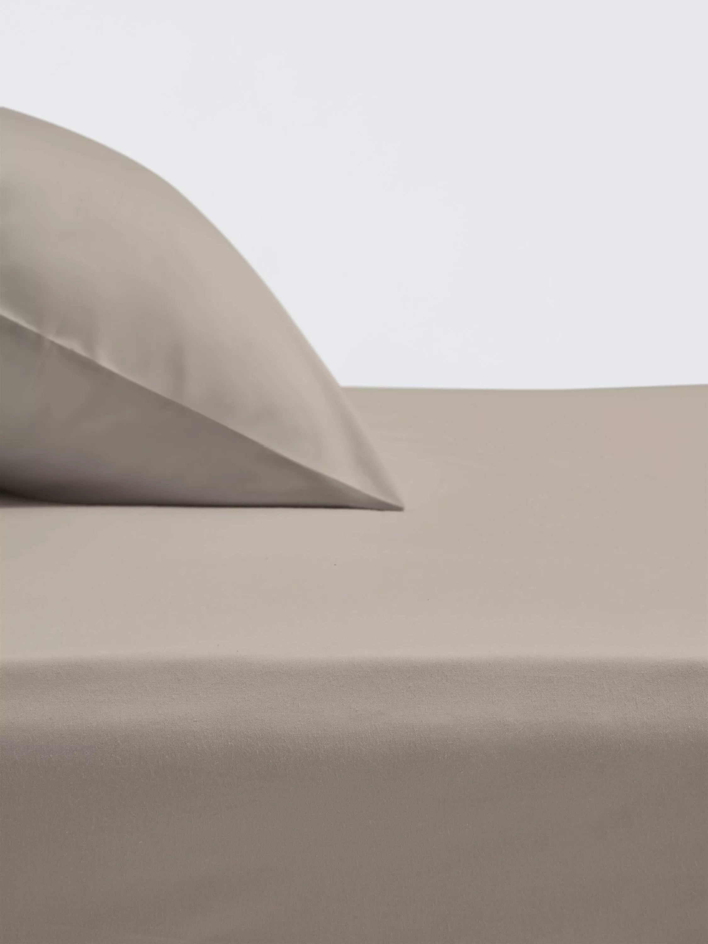John Lewis Crisp & Fresh Egyptian Cotton Percale 200 Thread Count Fitted Sheet Double